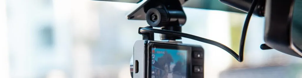 Vad säger lagen om dashcam i Sverige?